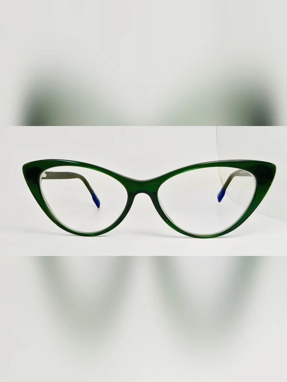 Celosia. Emerald Green Cat-Eye Women's Eyeglasses.